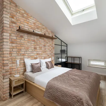 Modern Loft Near National Stadium Wwa75