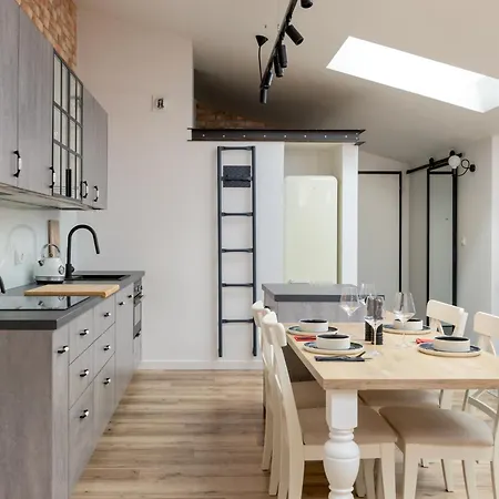 Modern Loft Near National Stadium Wwa75